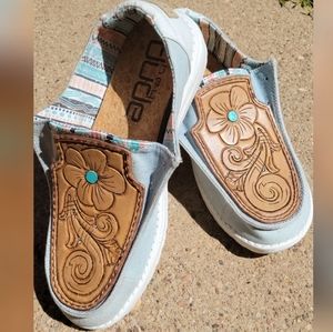 Hey Dude leather tooled shoes
